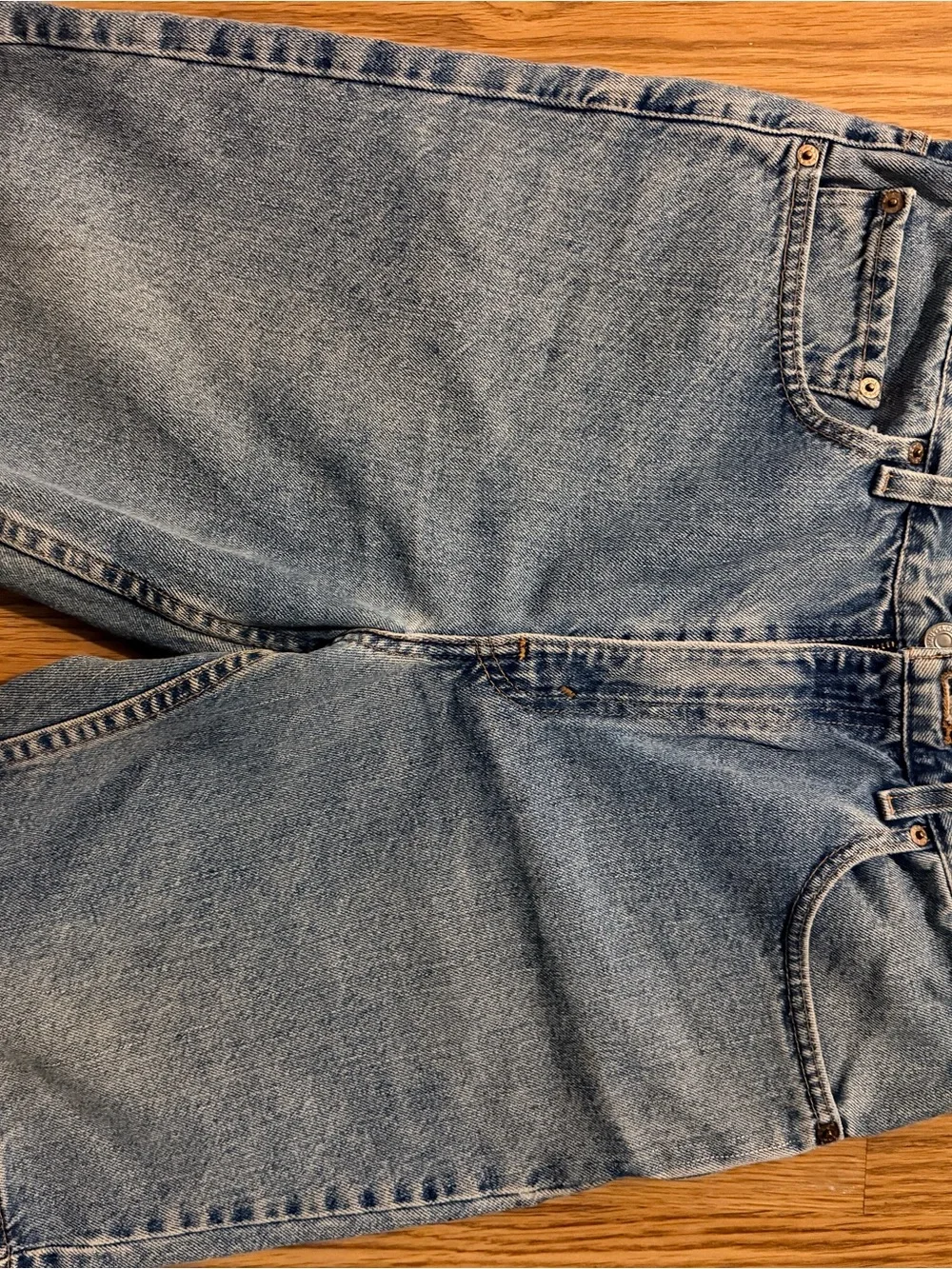 Vintage Levi's Men's Blue Denim Shorts